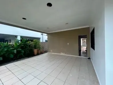 Casa de Condomínio com 4 Quartos para alugar, 200m² no Parque Verde, Belém