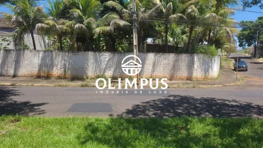 Lote/Terreno à venda, 1100m² no Jardim Inconfidência, Uberlândia