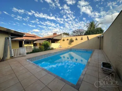 Casa com 3 Quartos à venda, 184m² no Vila Goes, Londrina