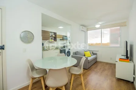 Apartamento com 3 Quartos à venda, 62m² no Cavalhada, Porto Alegre