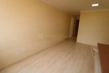 Apartamento com 3 Quartos à venda, 55m² no Zona 08, Maringá