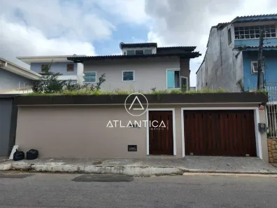 Casa com 3 Quartos à venda, 150m² no Jardim Santo Antônio, Macaé