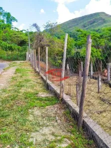 Lote/Terreno à venda, 904m² no Estoril, Belo Horizonte
