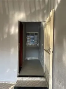 Casa com 2 Quartos à venda, 100m² no Jardim Planalto, Londrina