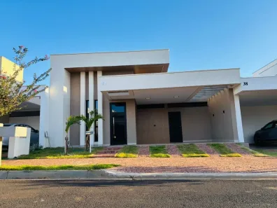 Casa com 3 Quartos à venda, 150m² no Grand Ville, Uberlândia