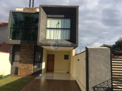 Sobrado com 2 Quartos à venda, 130m² no Rio Verde, Colombo