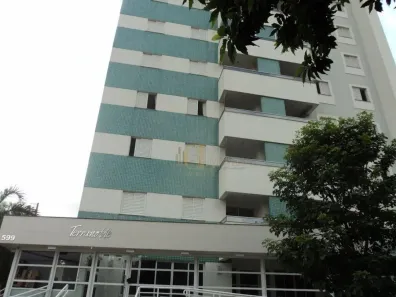 Apartamento com 3 Quartos para alugar, 78m² no Petrópolis, Londrina