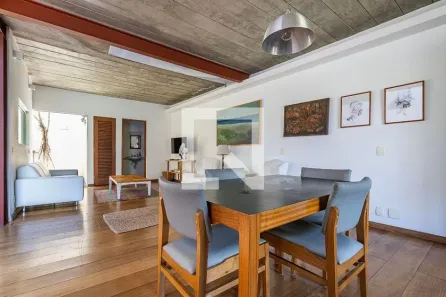Casa com 2 Quartos à venda, 110m² no Vila Madalena, São Paulo