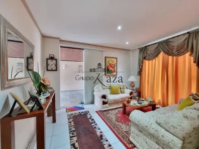 Casa com 5 Quartos à venda, 240m² no Palmeiras de São José, São José dos Campos