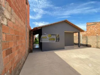 Casa com 2 Quartos para alugar, 63m² no Jardim Itália II, Uberaba