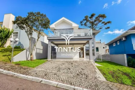 Casa de Condomínio com 3 Quartos para alugar, 180m² no Santa Felicidade, Curitiba