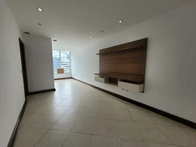 Apartamento com 3 Quartos para alugar, 80m² no Copacabana, Rio de Janeiro