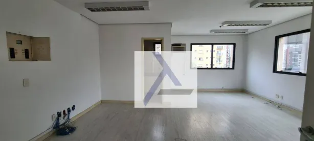 Sala Comercial para alugar, 180m² no Pacaembu, São Paulo