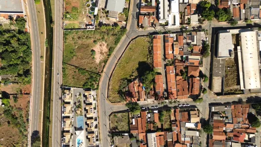 Lote/Terreno à venda, 597m² no Setor Castelo Branco, Goiânia