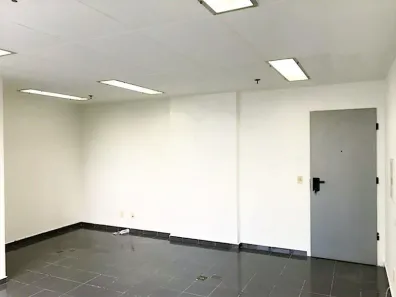 Sala Comercial para alugar, 35m² no Santo Amaro, São Paulo