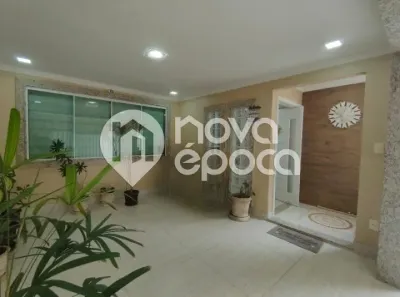 Casa de Condomínio com 3 Quartos à venda, 157m² no Pitangueiras, Rio de Janeiro