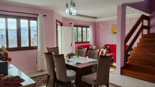 Casa com 3 Quartos à venda, 228m² no Campeche, Florianópolis