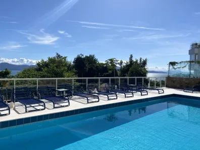 Apartamento com 3 Quartos para alugar, 118m² no Jurerê, Florianópolis