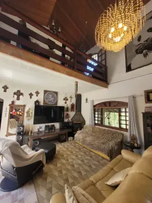 Fazenda/Sítio com 4 Quartos à venda, 260m² no Curral, Ibiúna