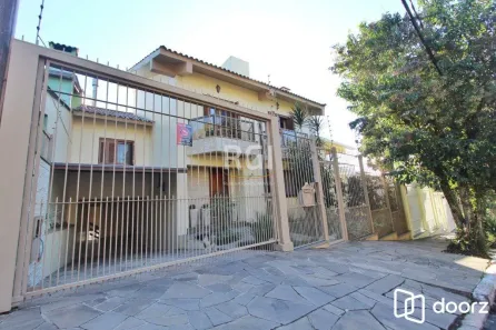 Casa com 3 Quartos à venda, 250m² no Teresópolis, Porto Alegre