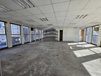 Sala Comercial à venda, 106m² no Consolação, São Paulo