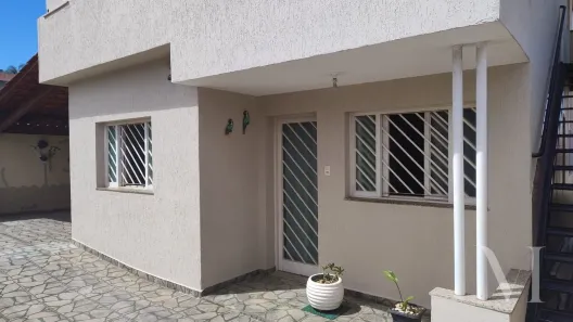 Casa com 4 Quartos à venda, 200m² no Fonte Grande, Contagem
