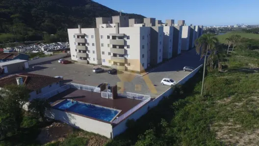 Apartamento com 2 Quartos à venda, 55m² no Vila Nova, Imbituba