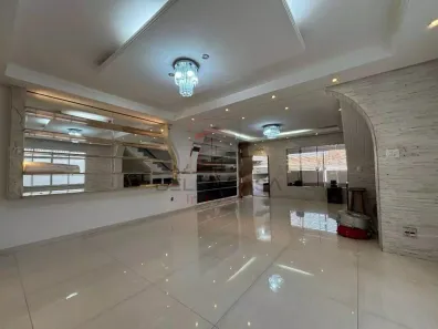 Sobrado com 3 Quartos à venda, 266m² no Chácara Mafalda, São Paulo