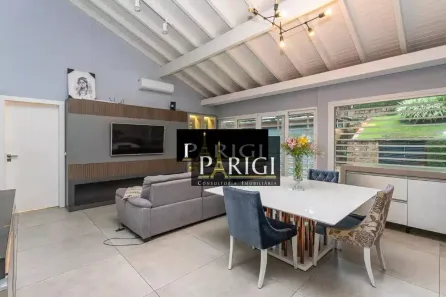 Casa com 4 Quartos para alugar, 240m² no Vila Assunção, Porto Alegre
