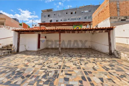 Casa com 4 Quartos à venda, 400m² no Vila São José, Brasília