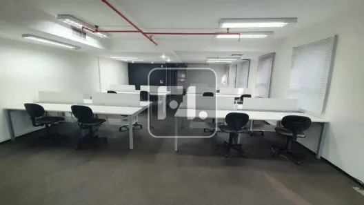 Sala Comercial para alugar, 125m² no Jardim das Acácias, São Paulo