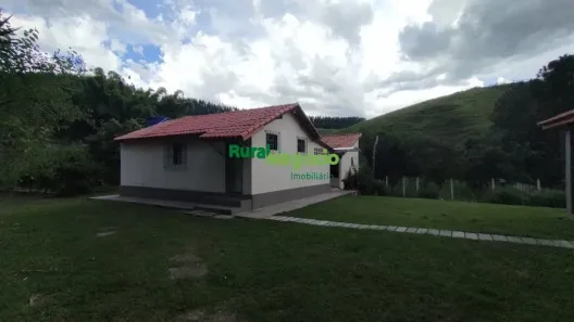 Fazenda/Sítio com 3 Quartos à venda, 350m² no Centro, Lorena