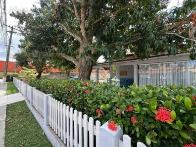Casa de Condomínio com 5 Quartos à venda, 196m² no Balneário São Pedro, São Pedro da Aldeia