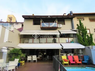 Casa com 6 Quartos à venda, 650m² no Boa Vista, Porto Alegre