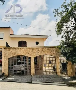 Sobrado com 4 Quartos à venda, 240m² no Vila Brasílio Machado, São Paulo