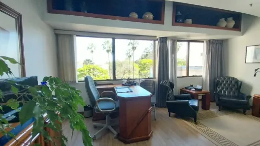 Sala Comercial à venda, 49m² no Bom Fim, Porto Alegre