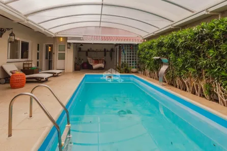 Casa com 3 Quartos à venda, 383m² no Chácara das Pedras, Porto Alegre