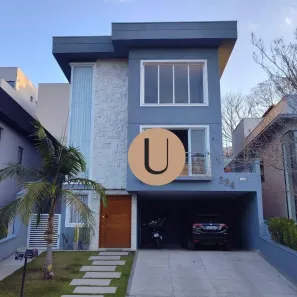 Casa de Condomínio com 3 Quartos à venda, 200m² no Suru, Santana de Parnaíba