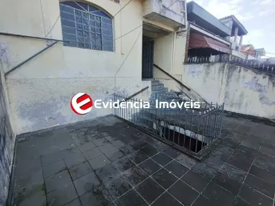Sobrado com 4 Quartos à venda, 181m² no Jardim Alvorada, Santo André
