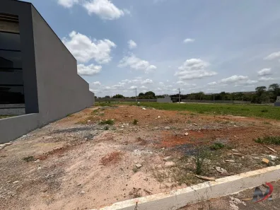 Lote/Terreno à venda, 300m² no Centro, Formosa