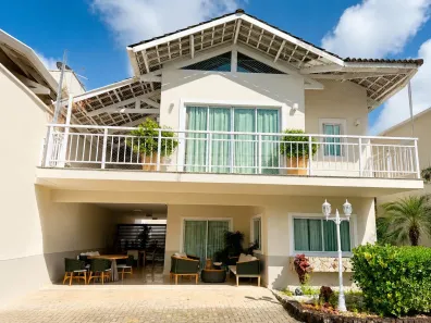 Casa de Condomínio com 4 Quartos à venda, 320m² no Sapiranga-Coité, Fortaleza
