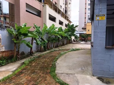 Lote/Terreno à venda, 500m² no Marapé, Santos