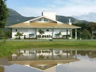 Casa com 3 Quartos à venda, 260m² no Sul do Rio, Santo Amaro da Imperatriz