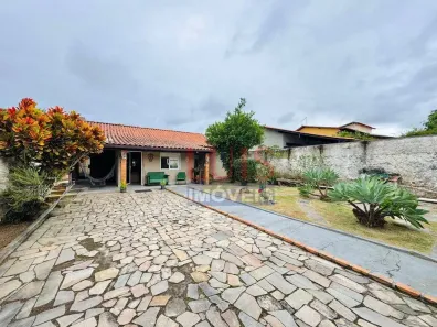 Casa com 3 Quartos à venda, 224m² no Piratininga, Niterói