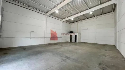 Galpão/Depósito/Armazém para alugar, 188m² no Santa Regina, Itajaí