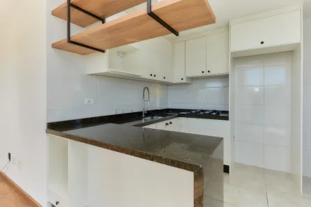 Apartamento com 2 Quartos para alugar, 49m² no Xaxim, Curitiba