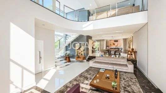 Casa com 3 Quartos à venda, 251m² no Guabirotuba, Curitiba