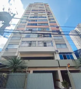 Apartamento com 3 Quartos para alugar, 95m² no Nazaré, Belém