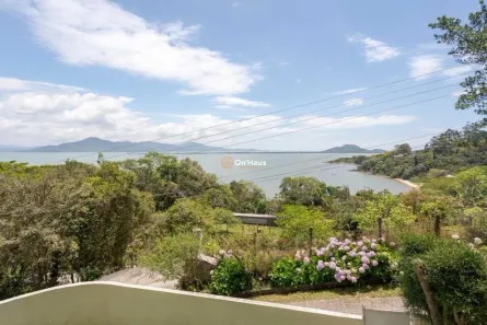Casa com 4 Quartos à venda, 180m² no Sambaqui, Florianópolis