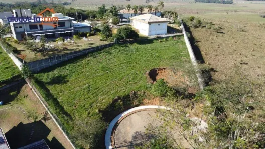Lote/Terreno à venda, 1746m² no Condomínio Colinas do Parahyba, São José dos Campos